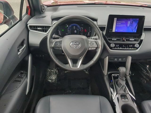 Used 2023 Toyota Corolla Cross XSE w/ Convenience Package image 16
