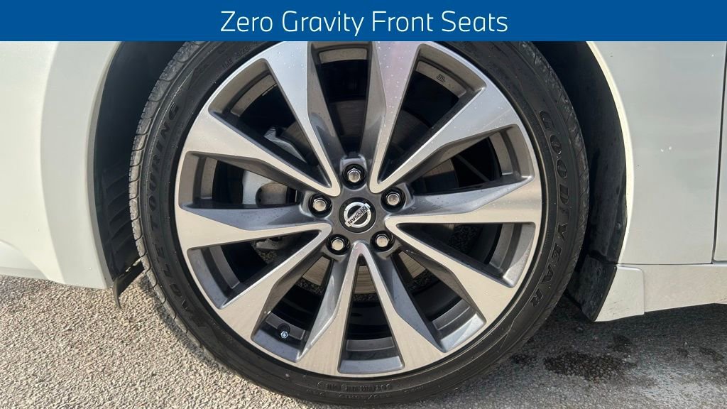 Used 2019 Nissan Maxima Platinum w/ Sport Mat Group image 15