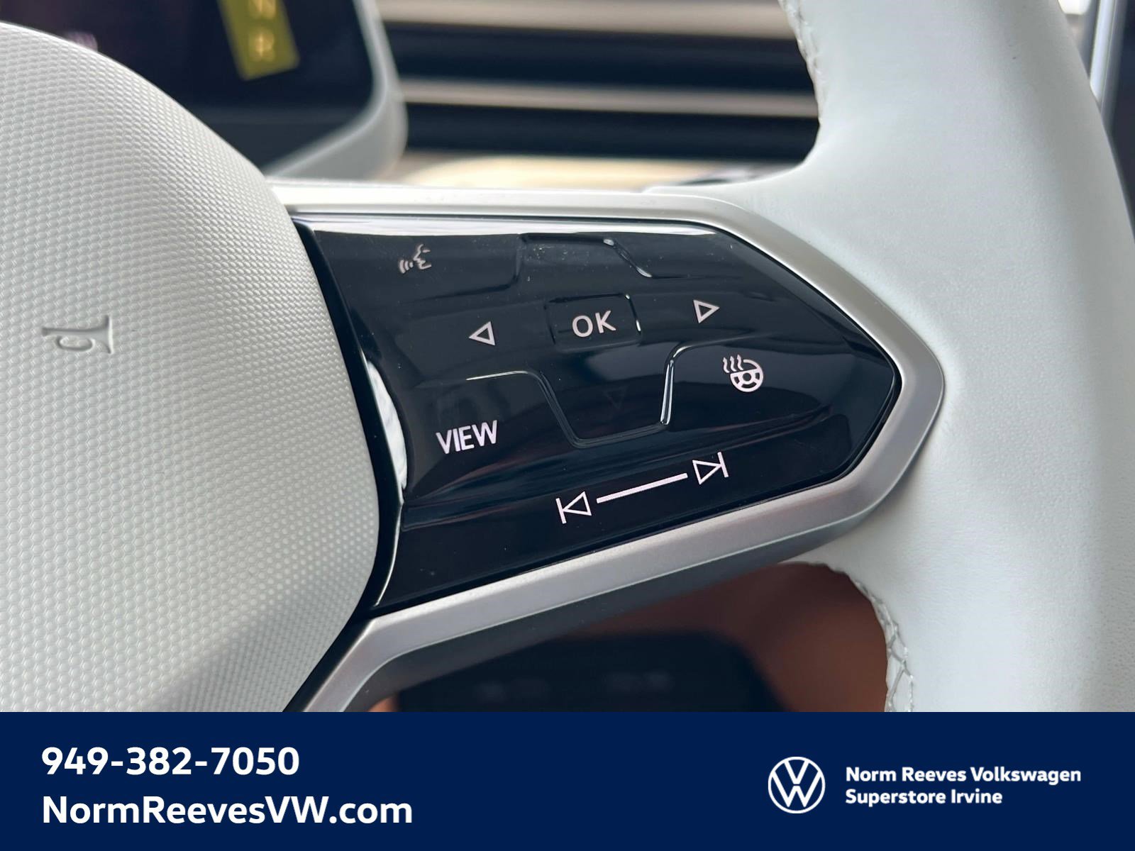 New 2025 Volkswagen ID. Buzz 1st Edition image 8