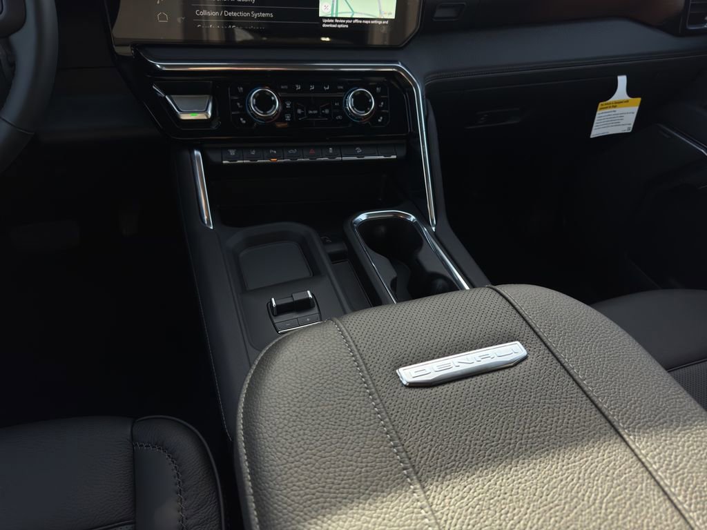 New 2026 GMC Sierra 2500 Denali w/ Denali Reserve Package image 15