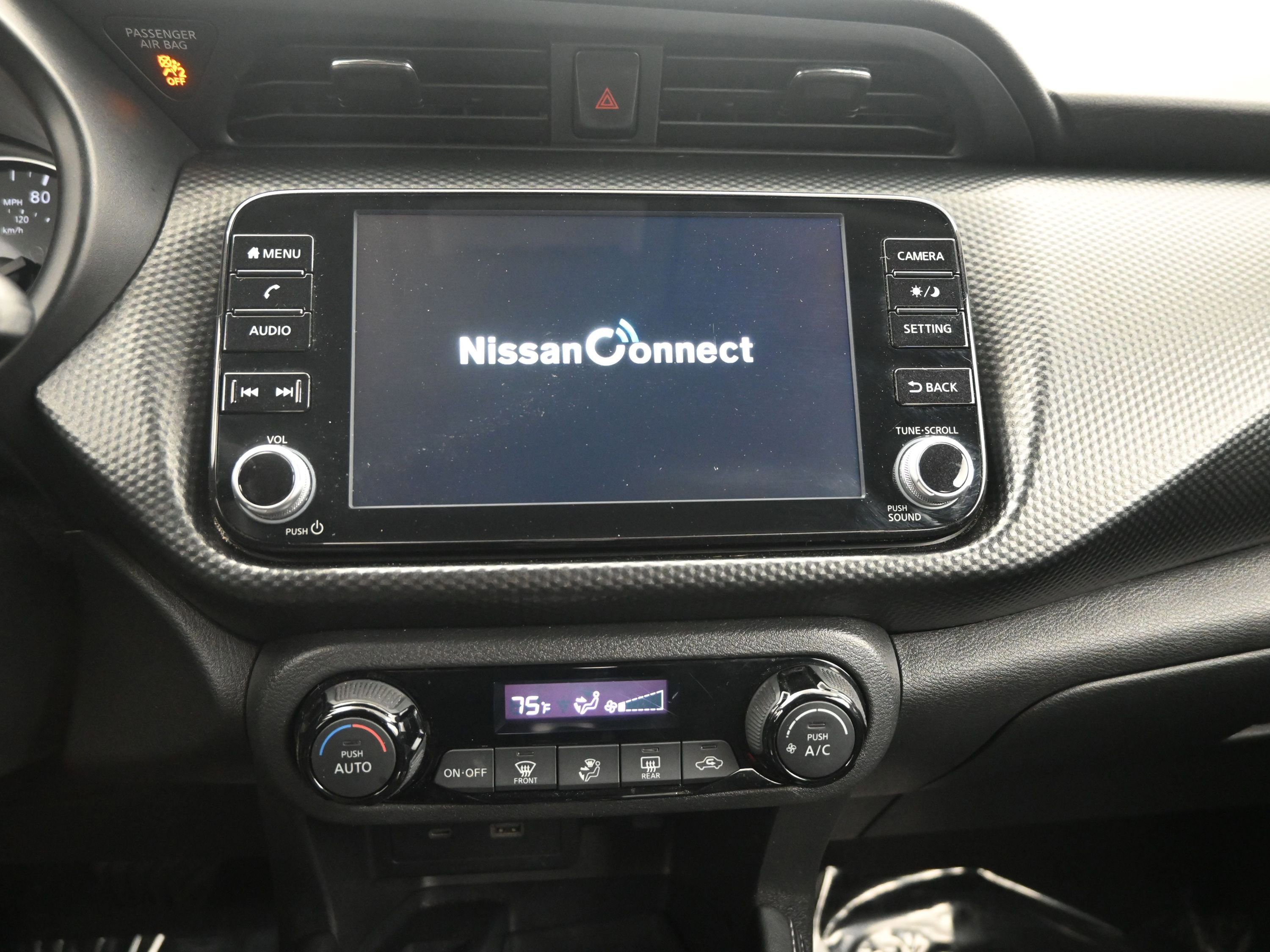 Certified 2021 Nissan Kicks SV image 13