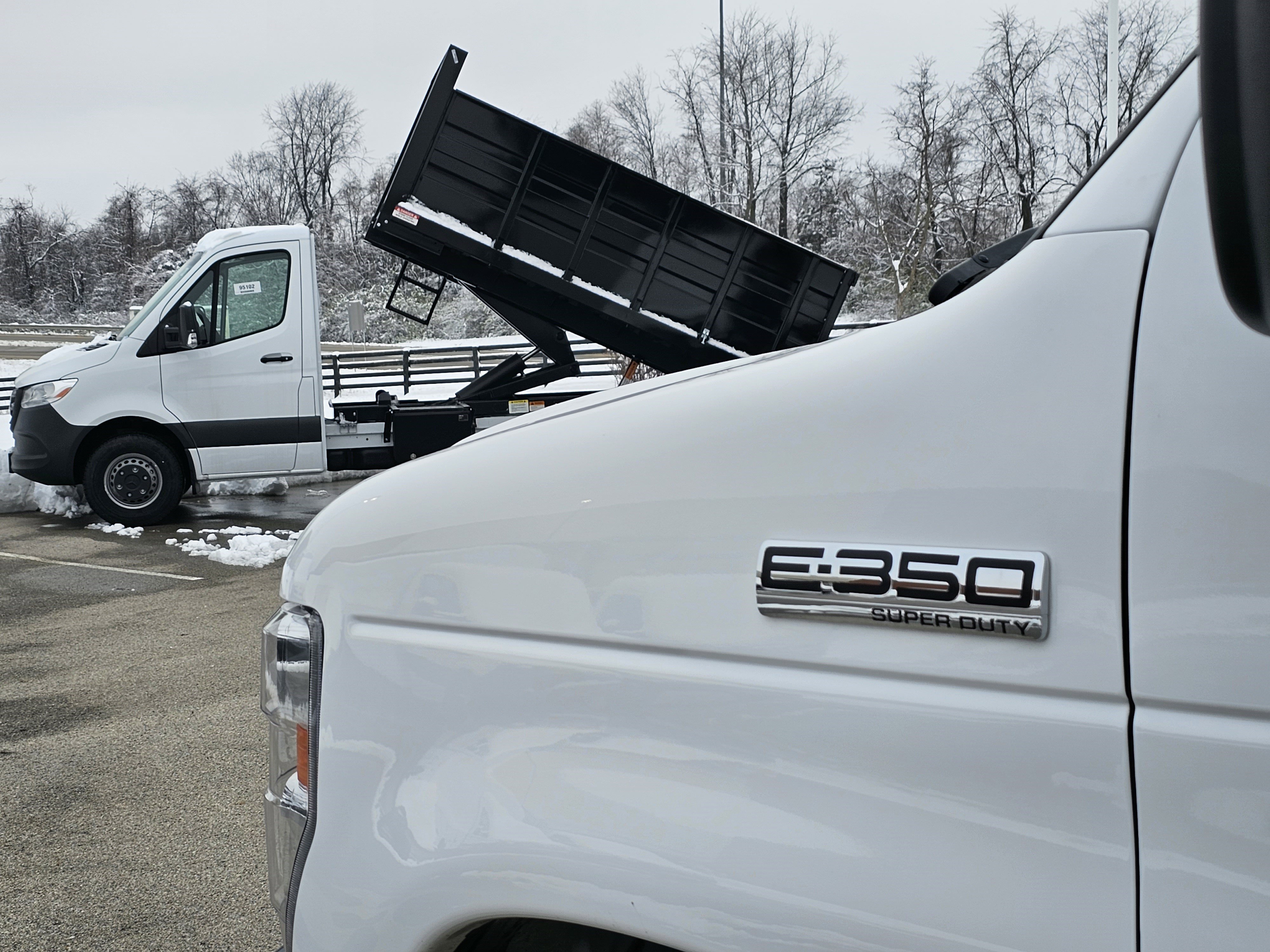 Used 2019 Ford E-350 and Econoline 350 Super Duty w/ Power Windows & Locks Group image 6