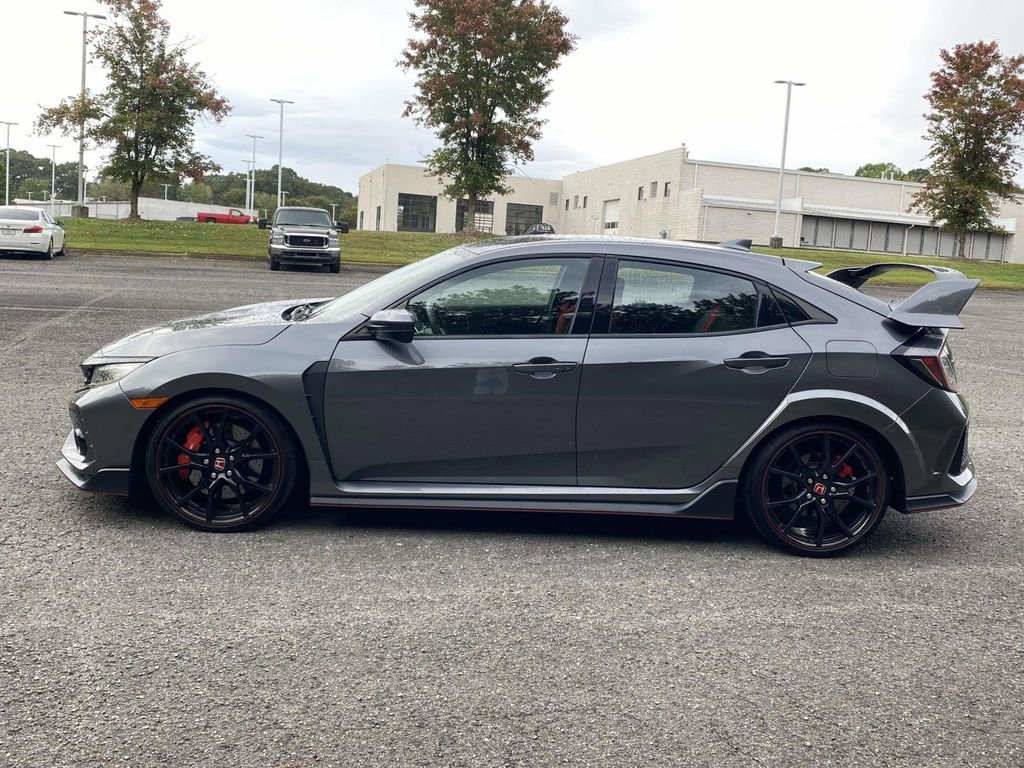 Used 2017 Honda Civic Type R image 3