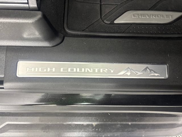 Used 2024 Chevrolet Tahoe High Country w/ Advanced Technology Package AWD/4WD image 30