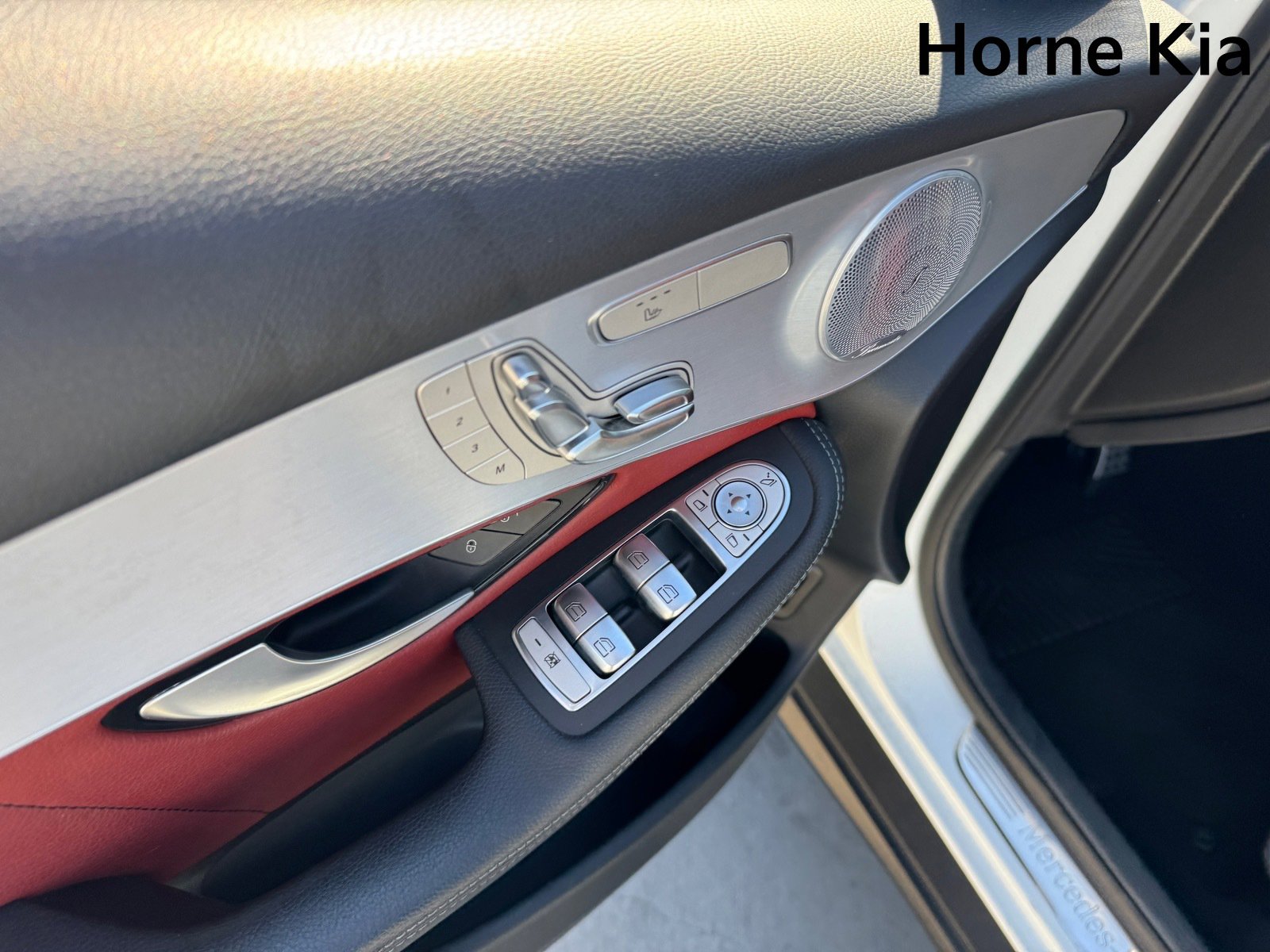 Used 2019 Mercedes-Benz GLC 300 4MATIC Coupe image 11