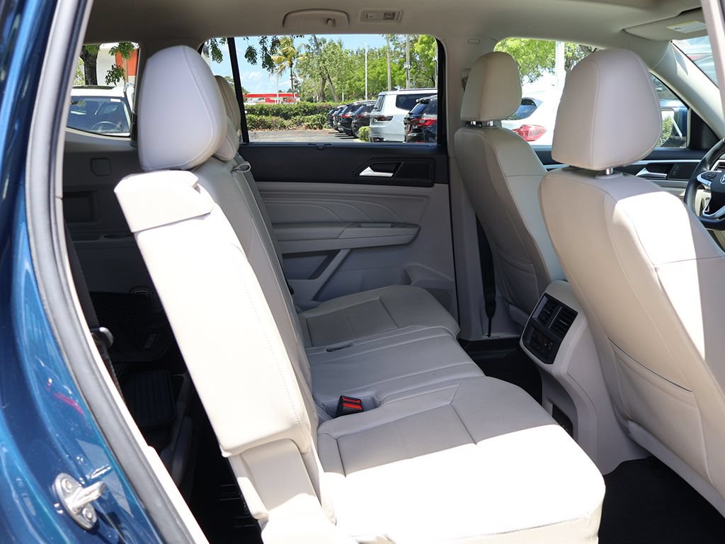 Used 2022 Volkswagen Atlas SE w/ Panoramic Sunroof Package FWD image 36