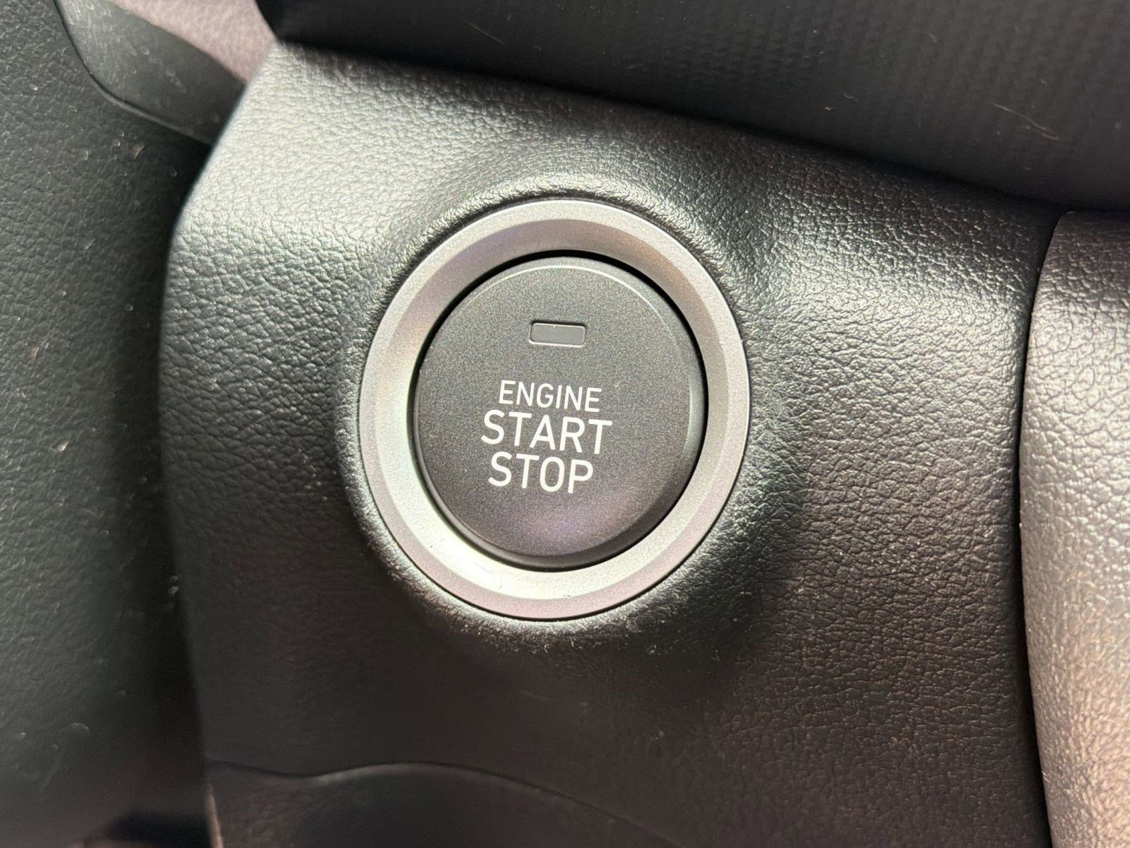 Used 2021 Hyundai Kona SEL image 25