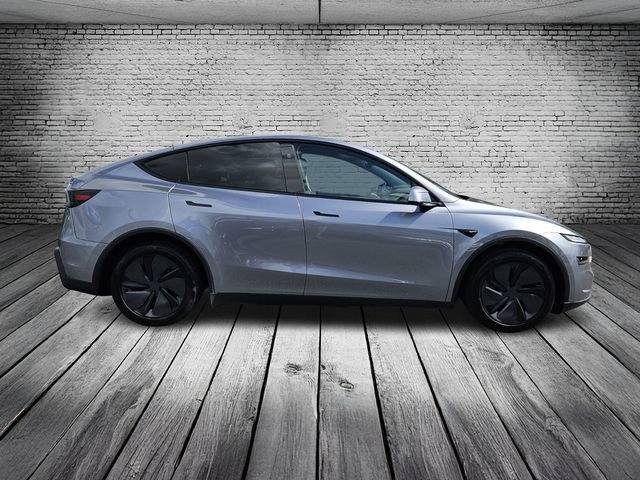 Used 2026 Tesla Model Y Long Range image 6