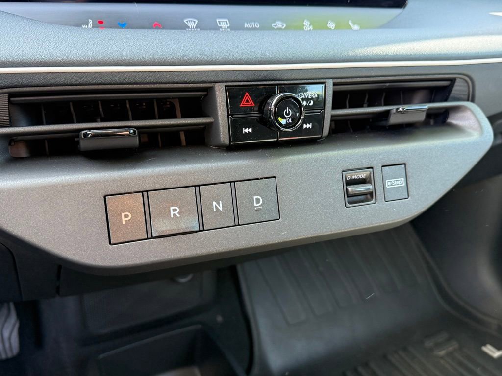 Used 2026 Nissan Leaf Platinum+ w/ Cargo Package (Platinum+) FWD image 26