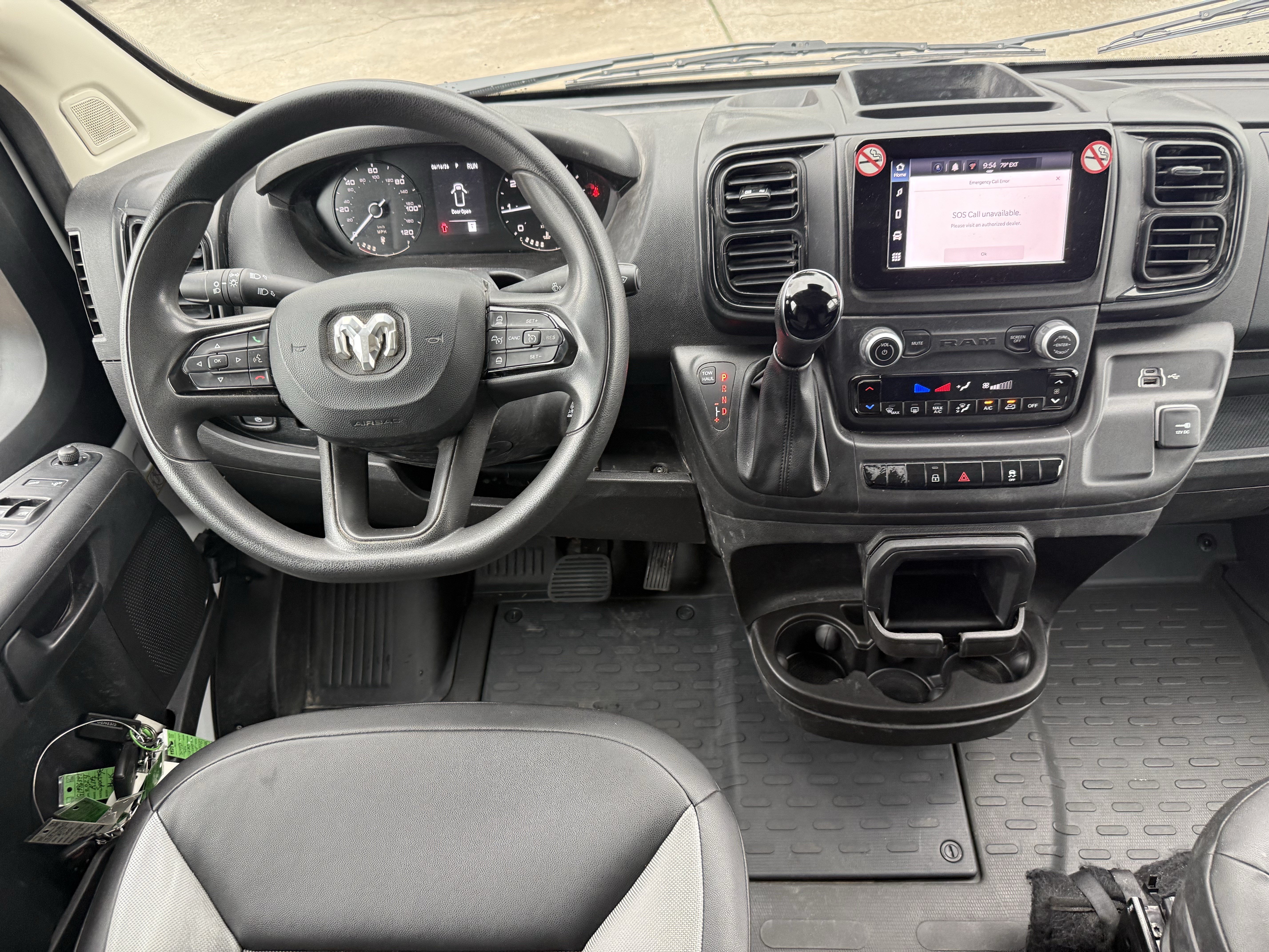 Used 2025 RAM ProMaster 2500 w/ Convenience Group FWD image 14