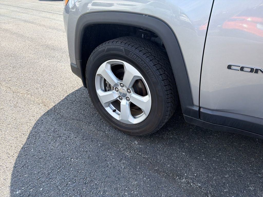 Used 2018 Jeep Compass Latitude w/ Cold Weather Group image 26