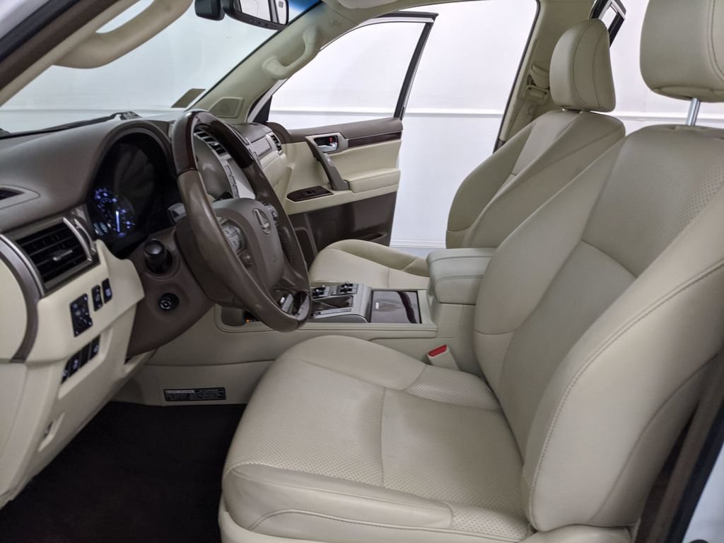 Used 2019 Lexus GX 460 Luxury AWD/4WD image 17
