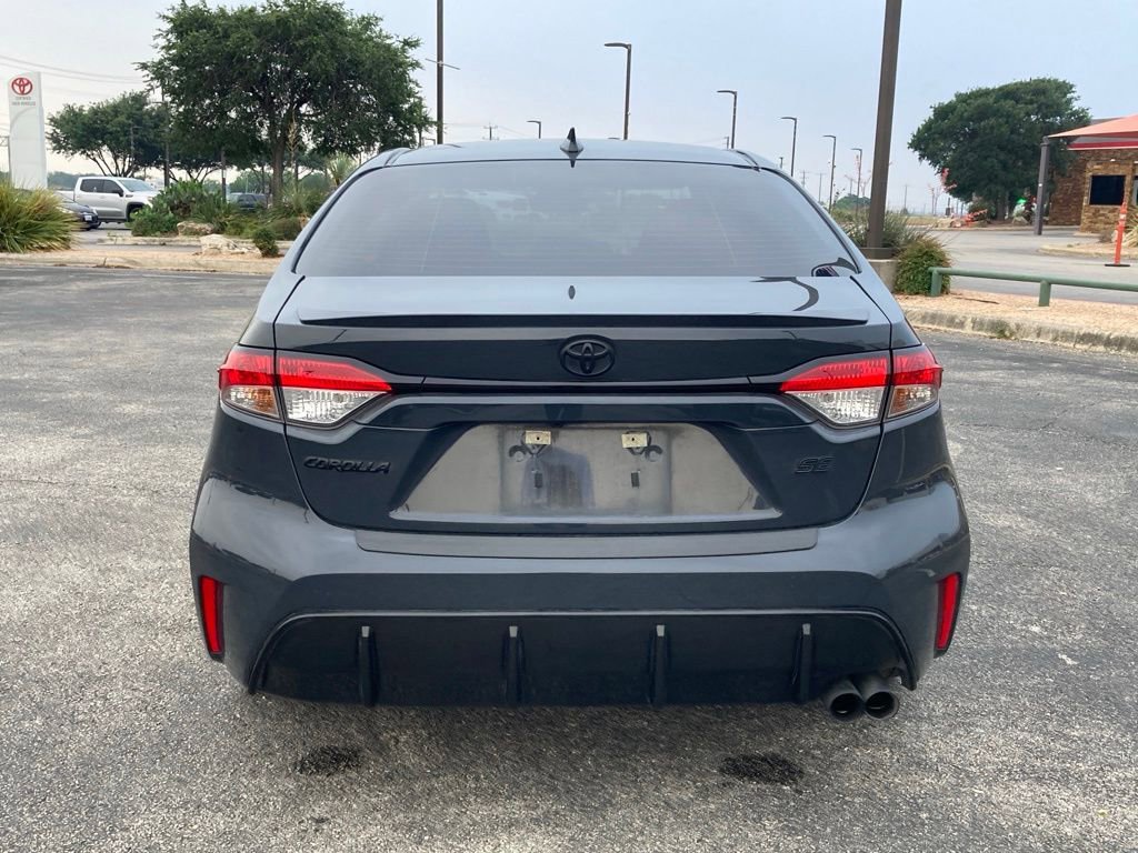 Certified 2025 Toyota Corolla SE FWD image 6