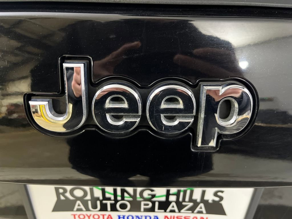 Used 2019 Jeep Cherokee Latitude w/ Popular Appearance Group image 45
