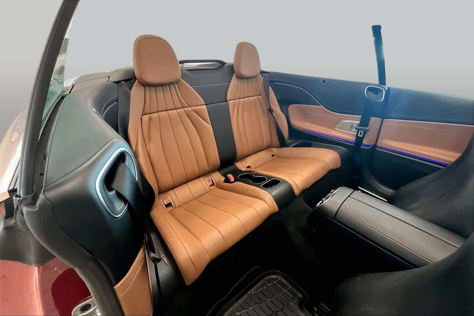 Used 2025 Mercedes-Benz CLE 450 4MATIC Cabriolet image 17