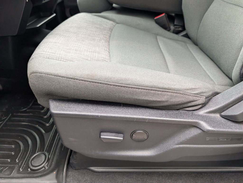 Used 2023 Ford F150 XLT image 26
