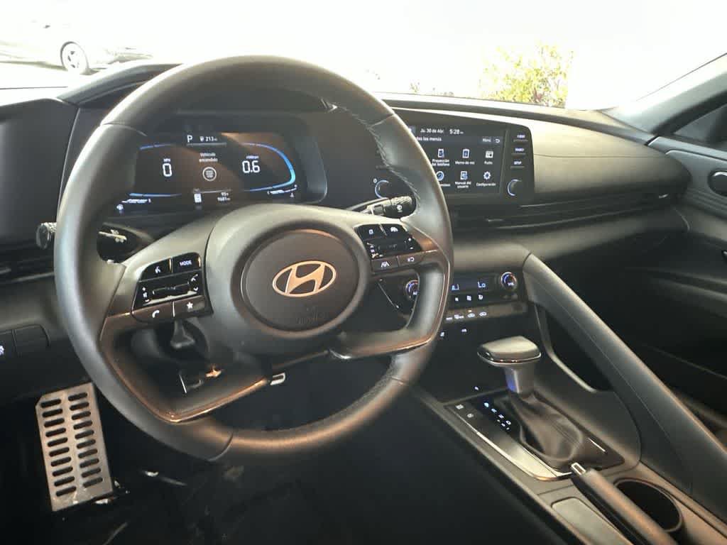 Used 2026 Hyundai Elantra Sport FWD image 13