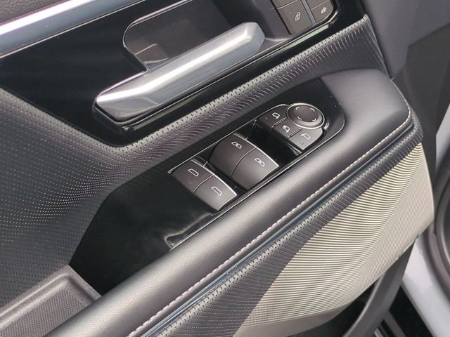 Certified 2026 GMC Sierra EV Denali AWD/4WD image 23