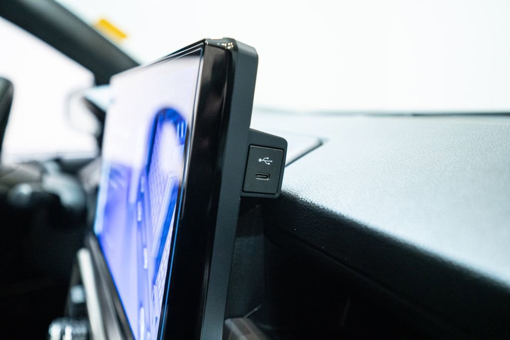 Certified 2024 Toyota Tacoma TRD Off-Road image 28