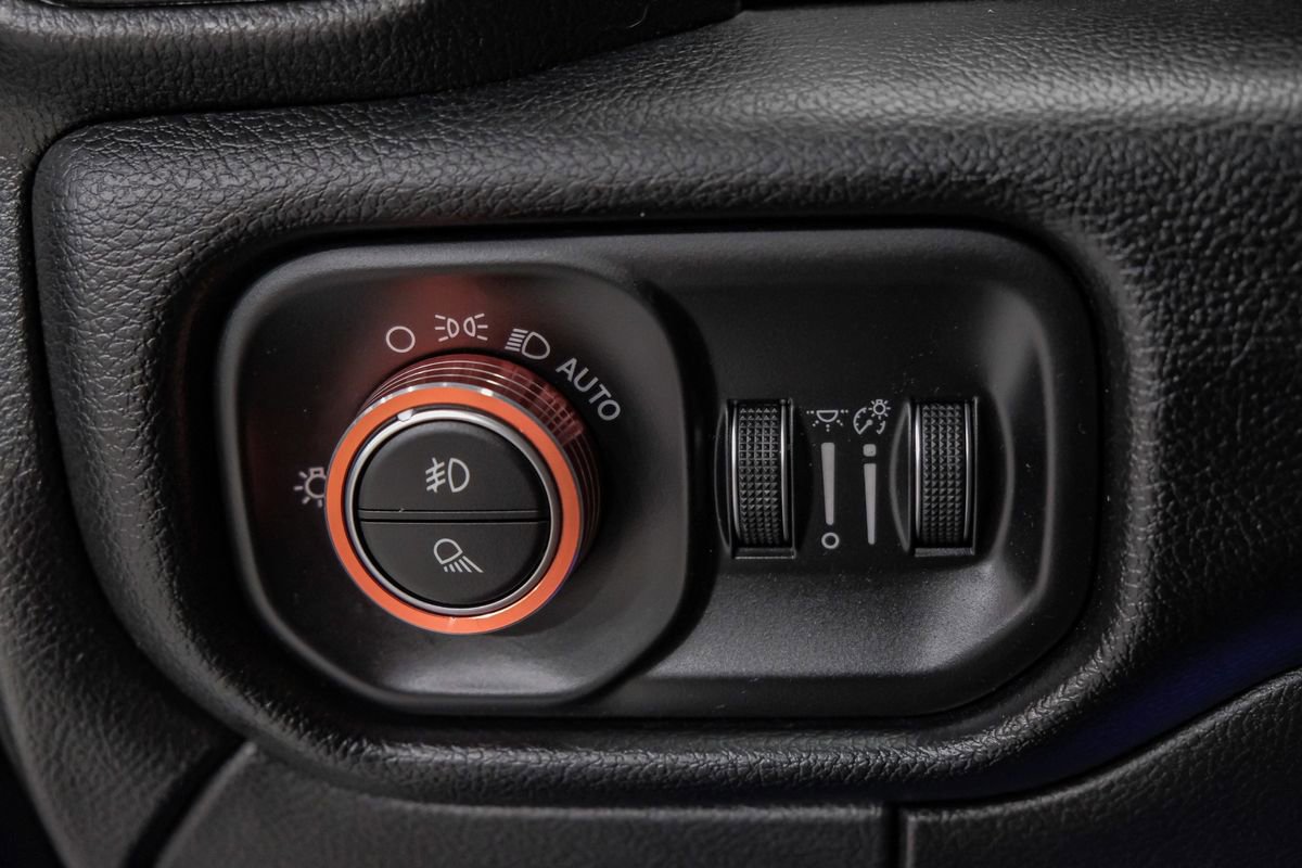 Used 2020 RAM 2500 Power Wagon AWD/4WD image 29