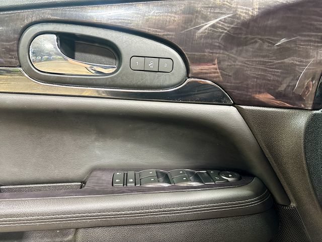 Used 2015 Buick Enclave Leather AWD/4WD image 16