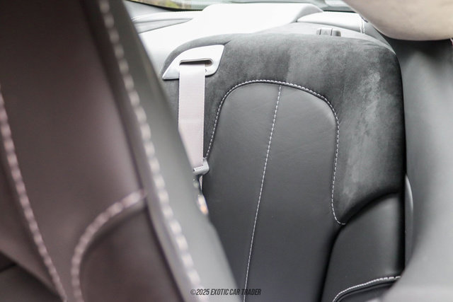 Used 2014 Aston Martin Vanquish Coupe image 46