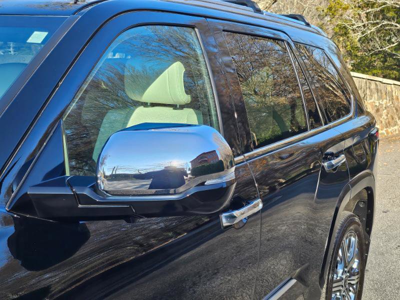 Used 2024 Toyota Sequoia Capstone image 15