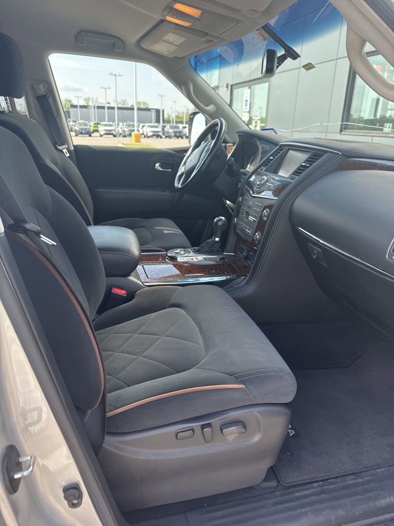 Used 2017 Nissan Armada SV w/ Driver Package RWD image 3
