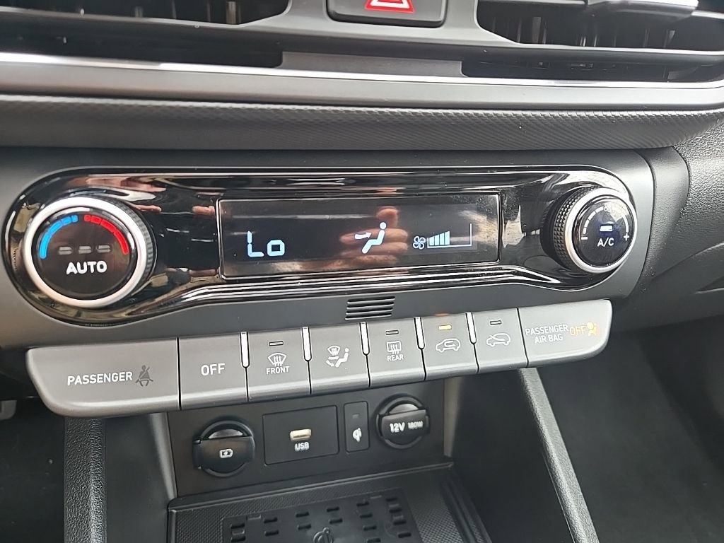 Used 2023 Hyundai Kona Limited w/ Cargo Package AWD/4WD image 47