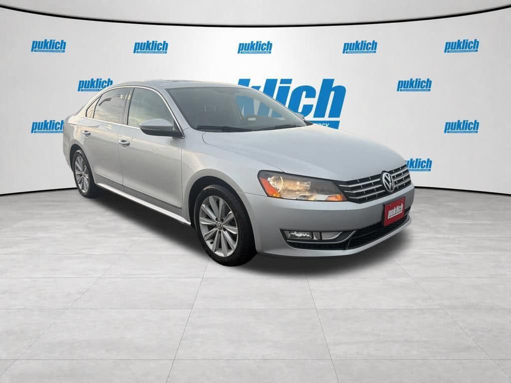 Used 2012 Volkswagen Passat 2.5 SEL Premium FWD image 7