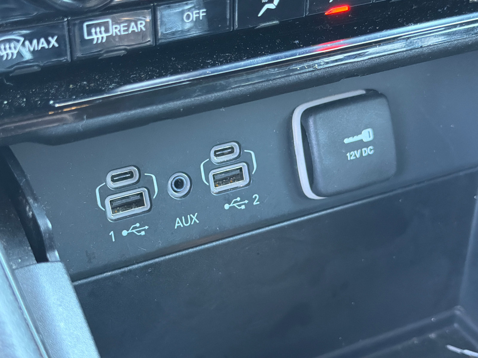 Used 2024 Jeep Grand Cherokee Limited 4xe AWD/4WD image 33