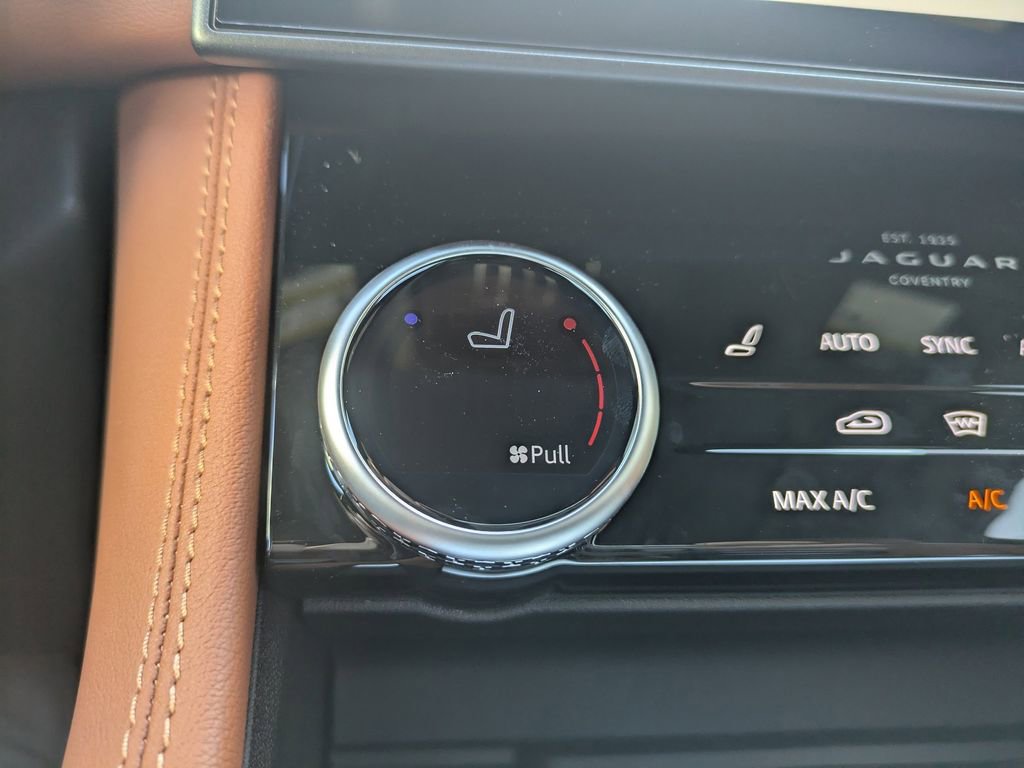 New 2026 Jaguar F-PACE R-Dynamic S image 25