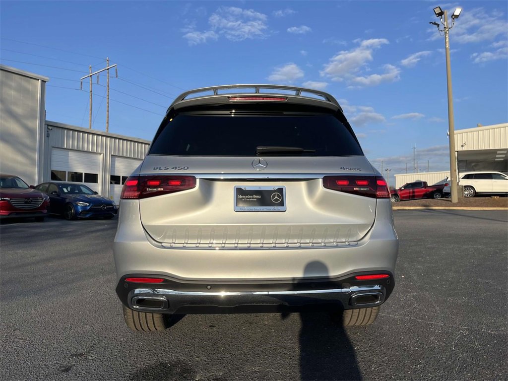 Used 2025 Mercedes-Benz GLS 450 4MATIC image 6