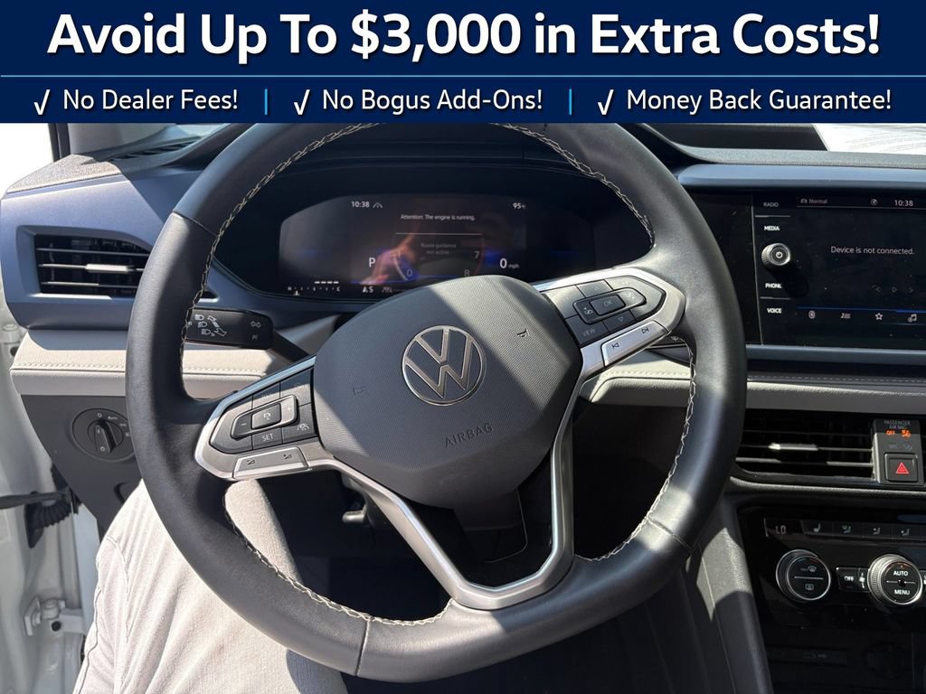 Used 2024 Volkswagen Taos SE AWD/4WD image 18