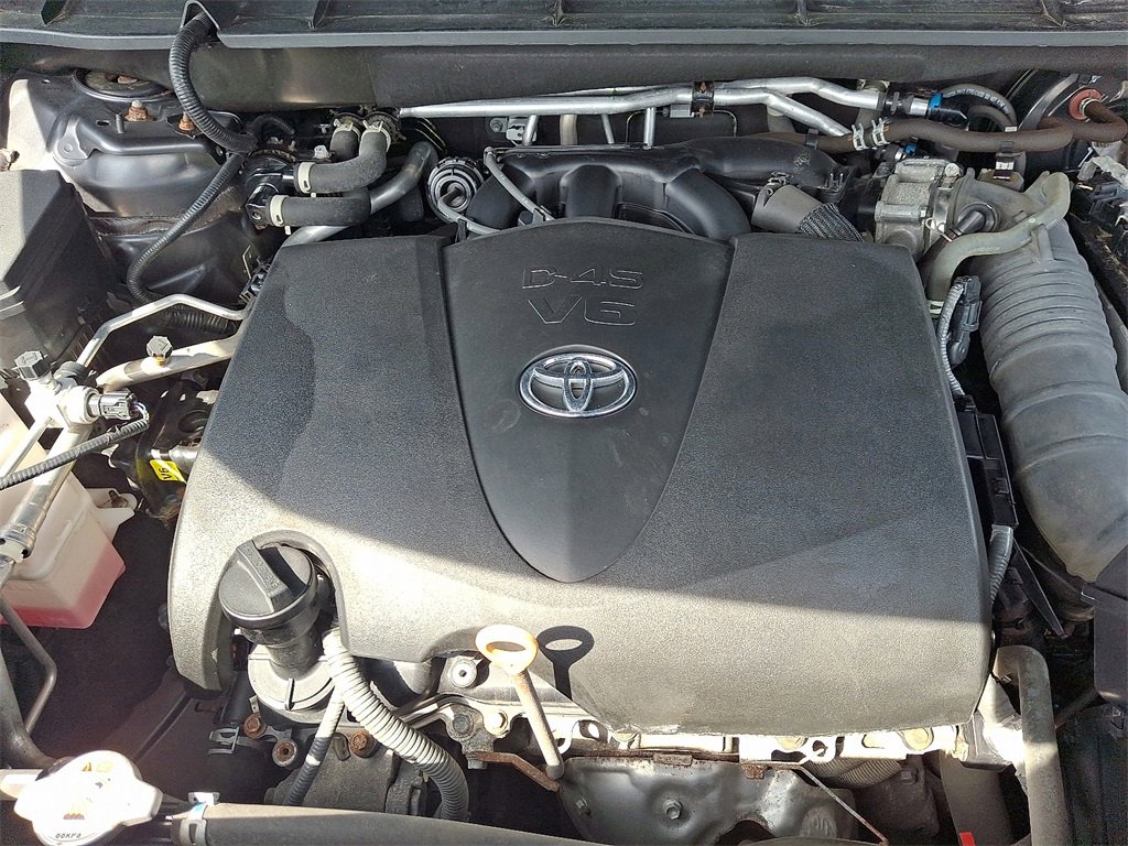 Used 2021 Toyota Highlander Limited image 27