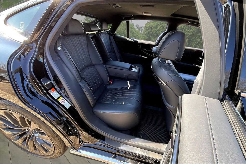 Used 2019 Lexus LS 500 AWD w/ Interior Upgrade Package image 25