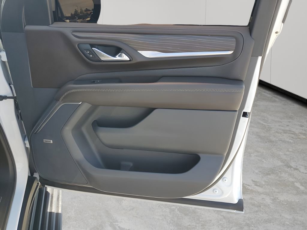 Used 2021 GMC Yukon Denali w/ Denali Ultimate Package image 12