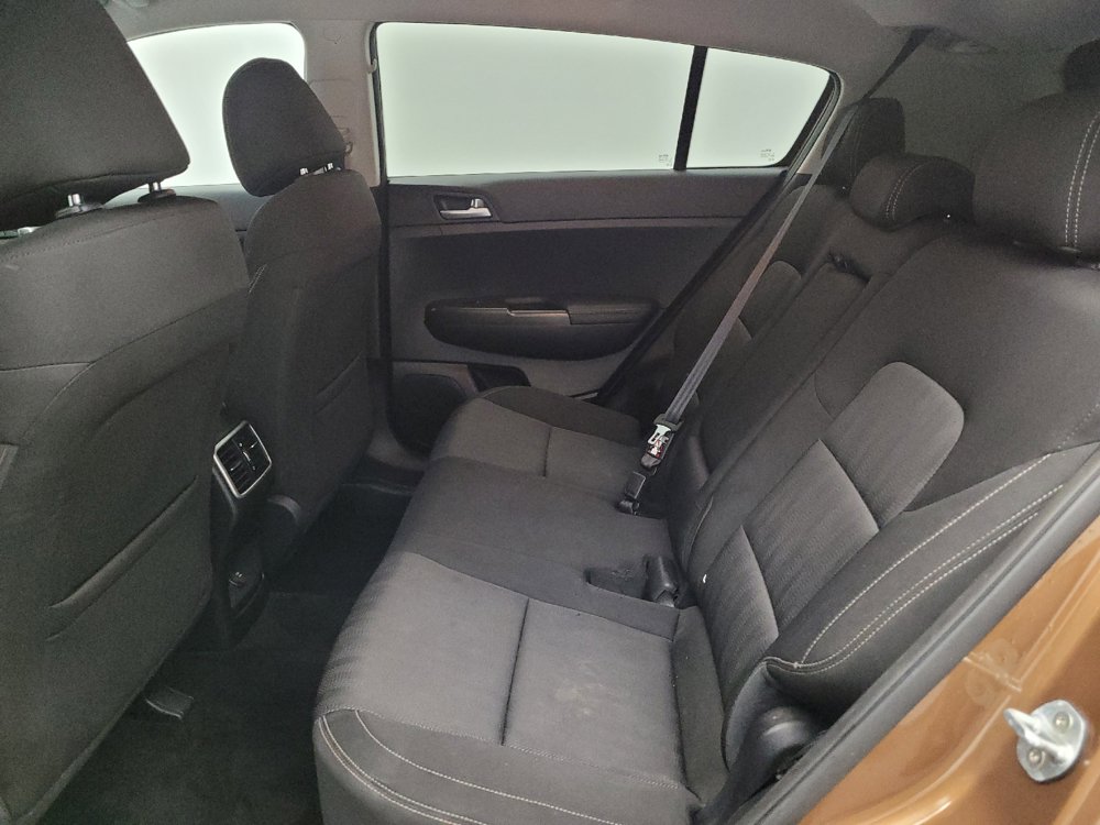 Used 2017 Kia Sportage LX FWD image 18