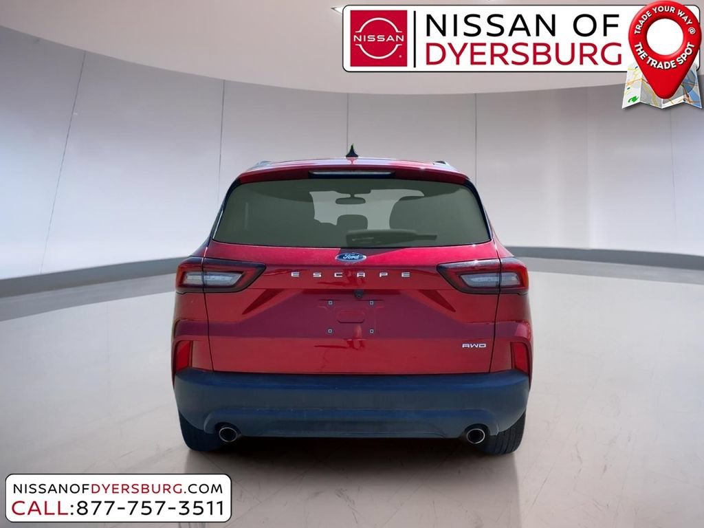 Used 2025 Ford Escape ST-Line AWD/4WD image 4