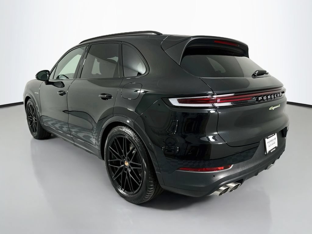 New 2026 Porsche Cayenne S AWD/4WD image 3
