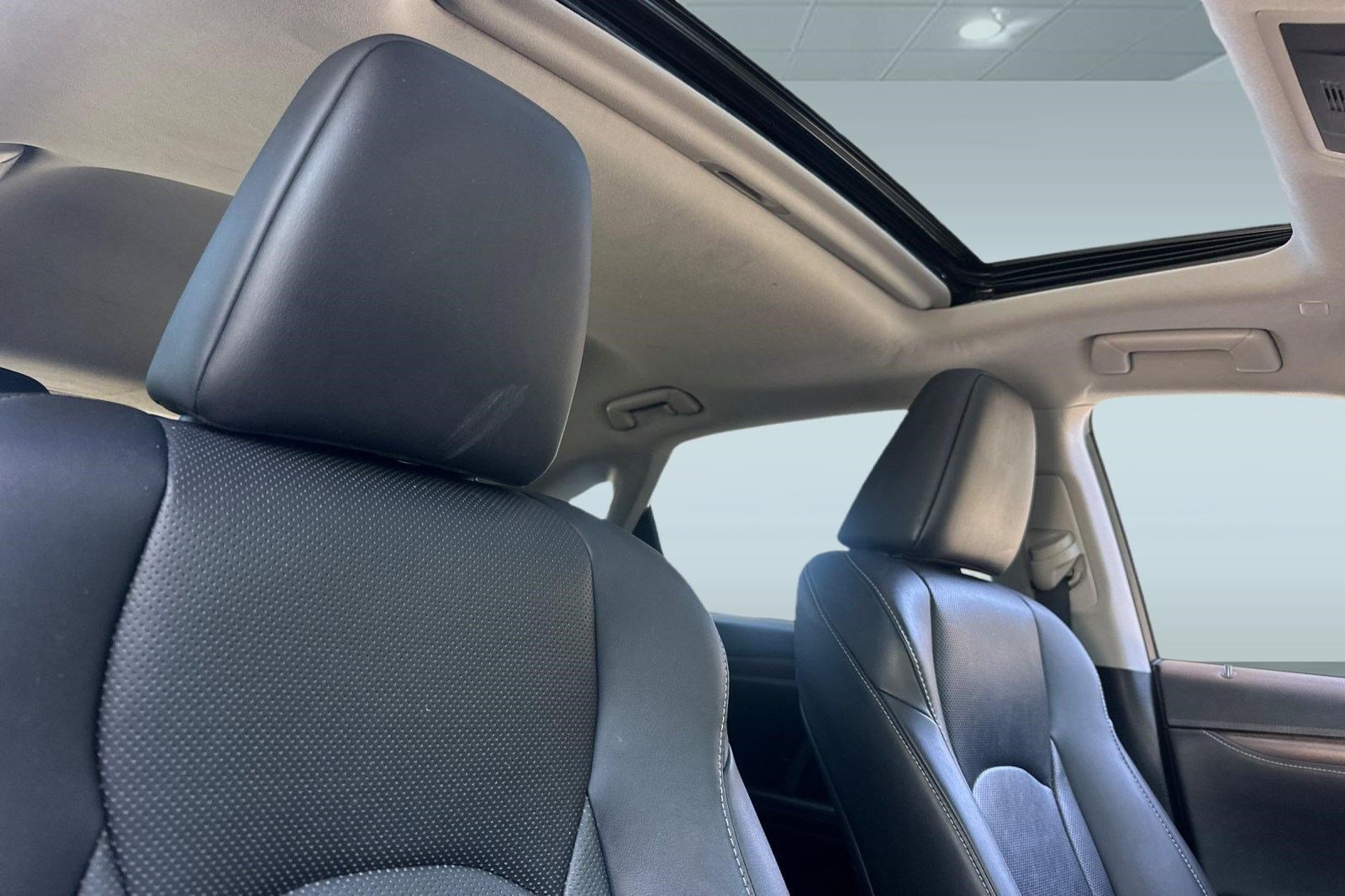 Used 2020 Lexus RX 450h AWD w/ Premium Package image 25