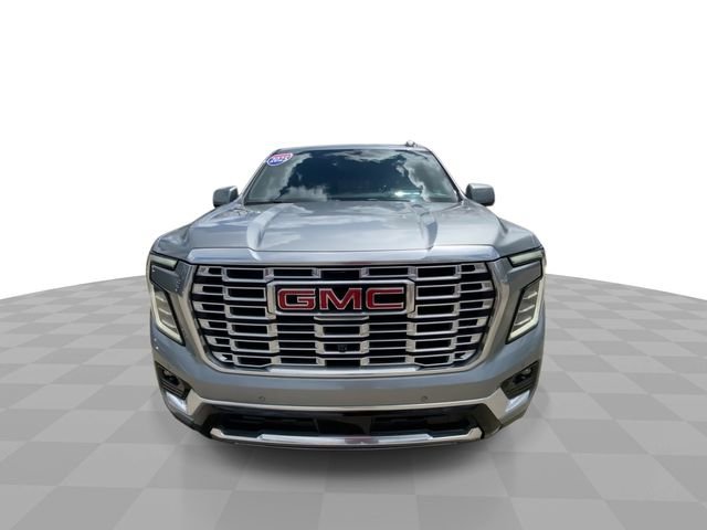 Used 2025 GMC Yukon XL Denali AWD/4WD image 5
