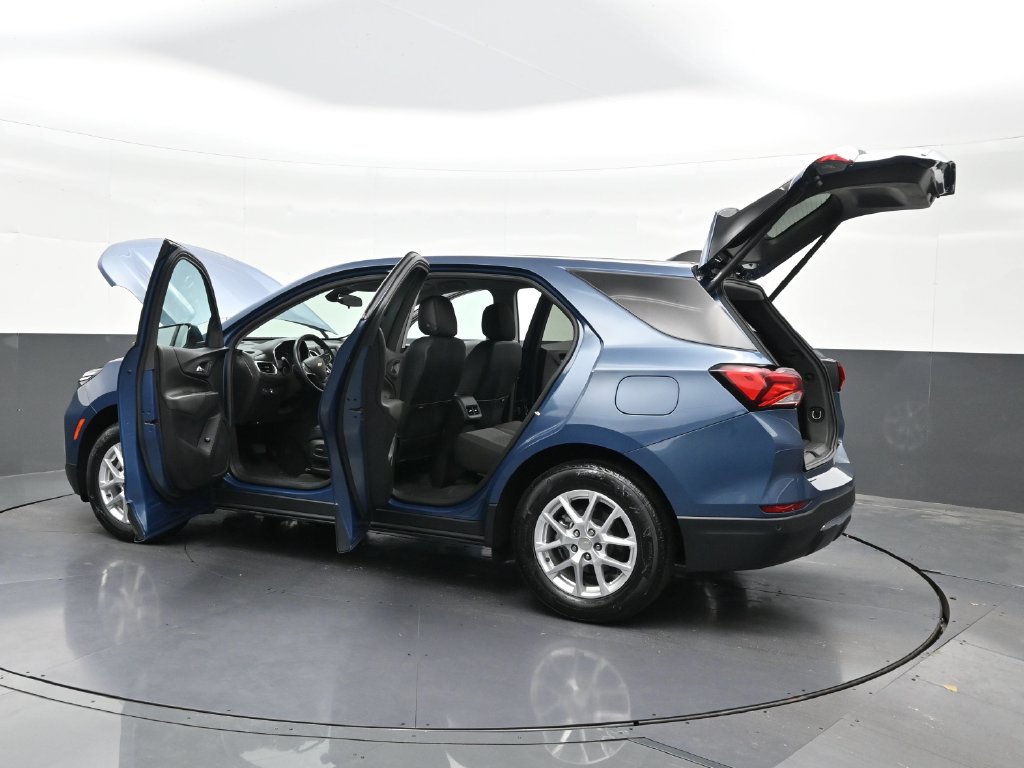 Used 2024 Chevrolet Equinox LT FWD image 29