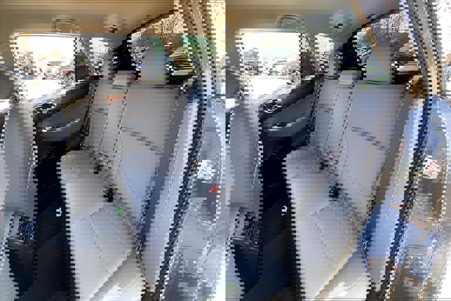 Used 2019 Subaru Outback 2.5i Limited w/ Popular Package #2 image 19