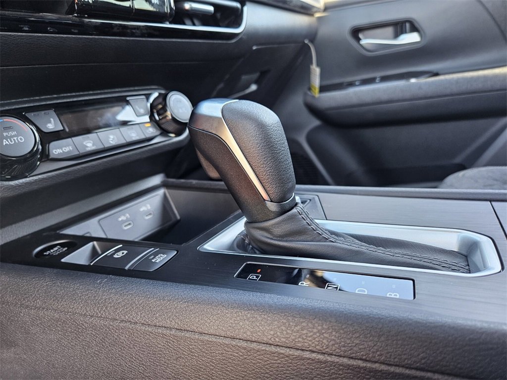 New 2026 Nissan Kicks SV image 11