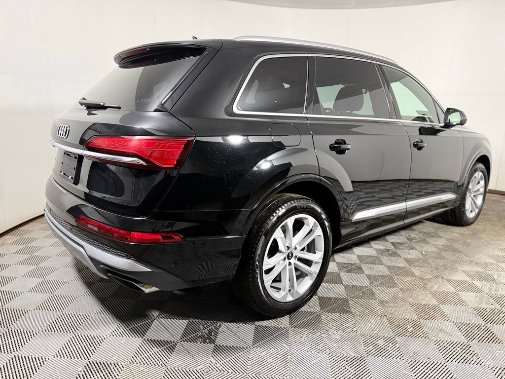 Used 2025 Audi Q7 3.0T Premium Plus AWD/4WD image 7