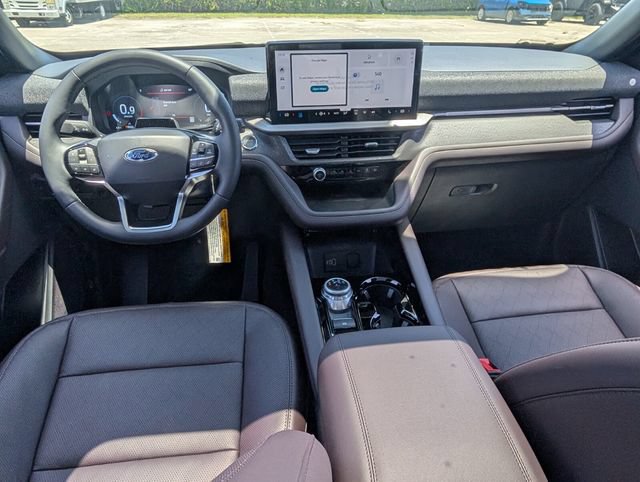 New 2026 Ford Explorer Platinum RWD image 10
