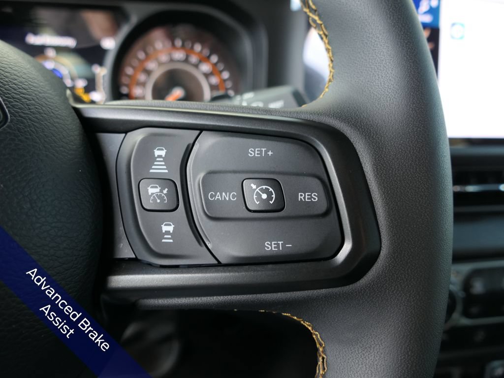 Used 2024 Jeep Wrangler Unlimited Sport AWD/4WD image 17