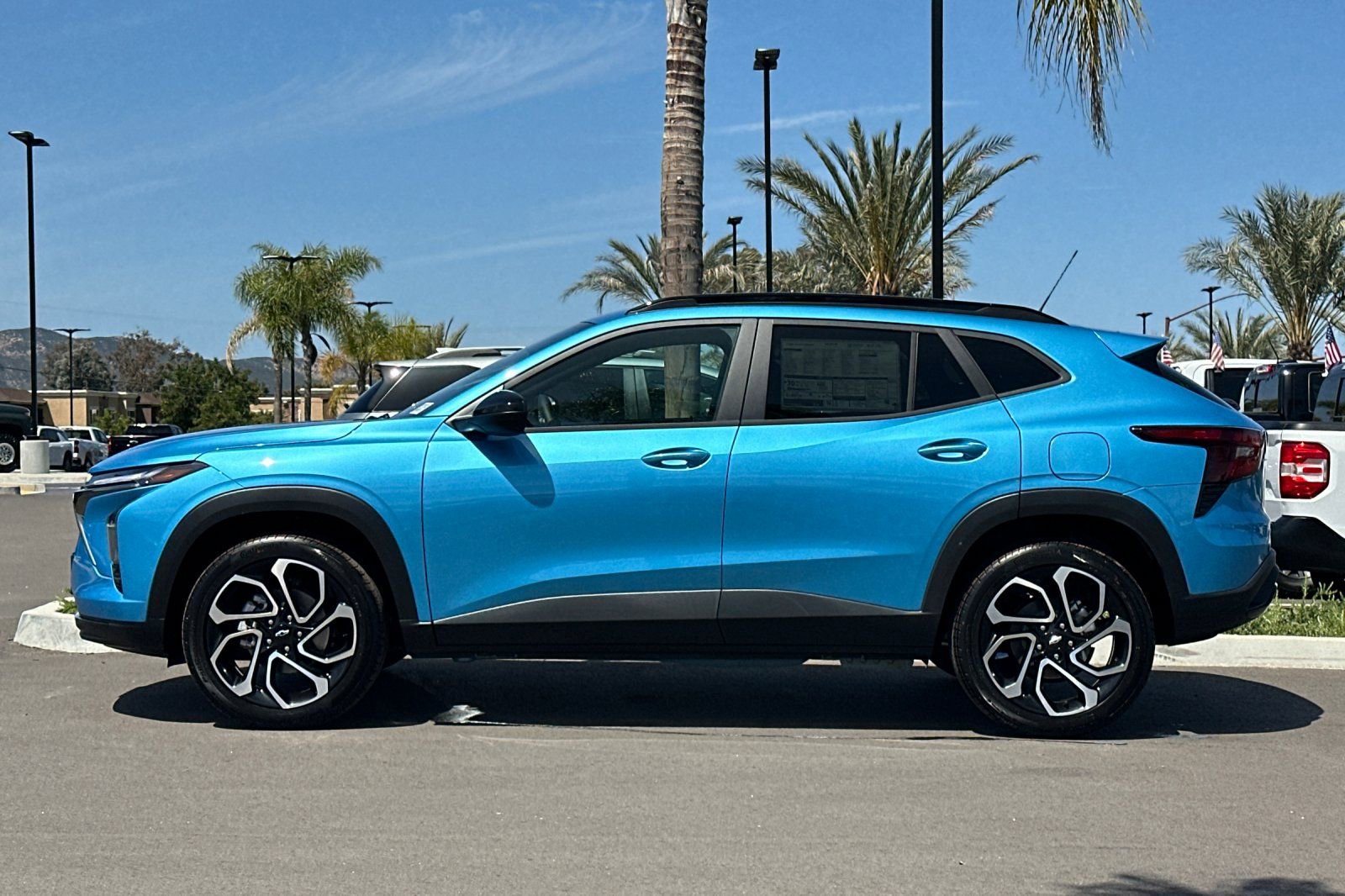 New 2026 Chevrolet Trax RS FWD image 7