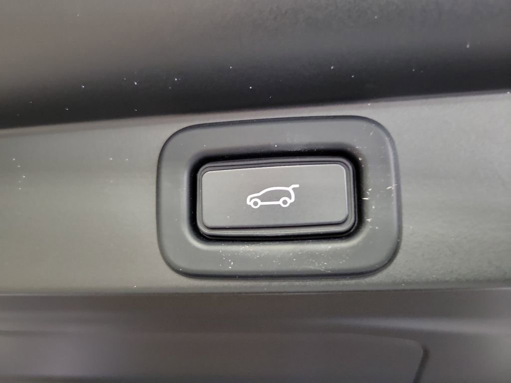 Used 2023 Land Rover Range Rover SE image 31